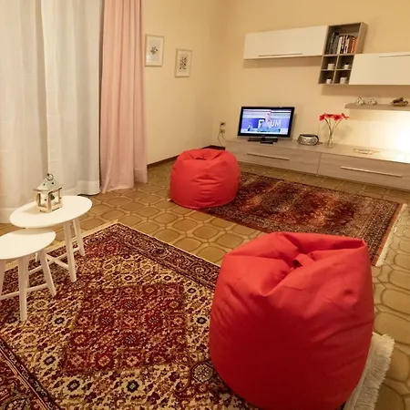 Casa Del Sole Apartment Prato (Prato)