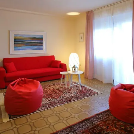 Apartment Casa Del Sole Prato (Prato)